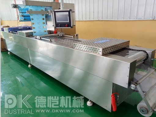 電動(dòng)拉伸自動(dòng)包裝機(jī)